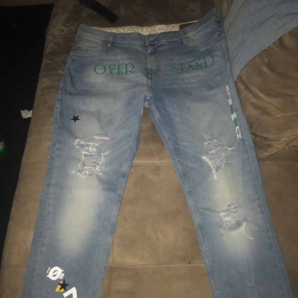 Great quality jeans , bleach blue .. slim fit